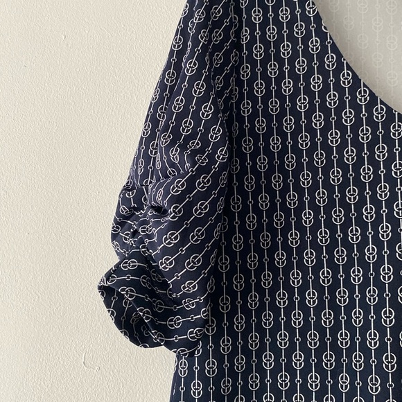 Ann Taylor Navy Office Career Top & Cinched Sleeves Size Extra Small XS NWOT - Picture 3 of 7